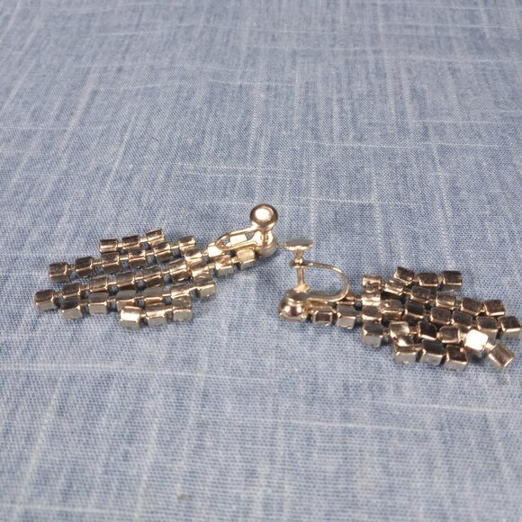 1950s Vintage Dangle Screw Back Earrings with Clear Rhinestones - Picture 4 of 4